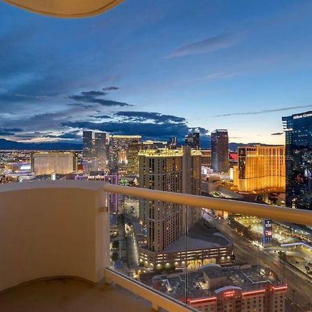 Balcony Full Strip View Suite Mgm Signature Free Valet Лас Вегас Екстериор снимка