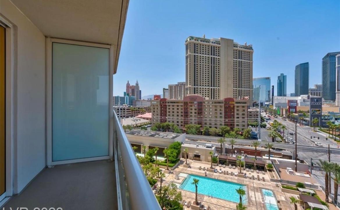 Balcony Full Strip View Suite Mgm Signature Free Valet Лас Вегас Екстериор снимка